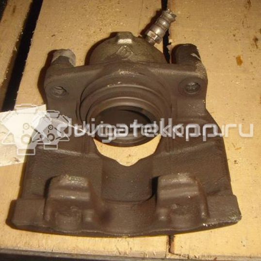 Фото Суппорт тормозной передний правый  410018218R для Renault Megane / Scénic / Grand / Captur J5 / Fluence L30