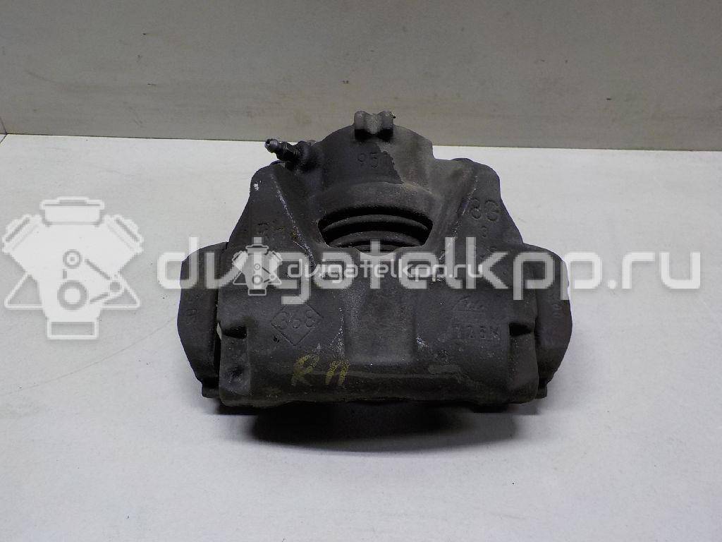 Фото Суппорт тормозной передний правый  410018218R для Renault Megane / Scénic / Grand / Captur J5 / Fluence L30 {forloop.counter}}