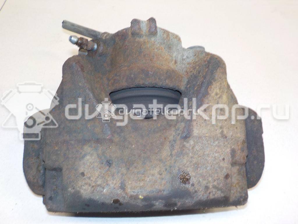 Фото Суппорт тормозной передний правый  410018218R для Renault Megane / Scénic / Grand / Captur J5 / Fluence L30 {forloop.counter}}