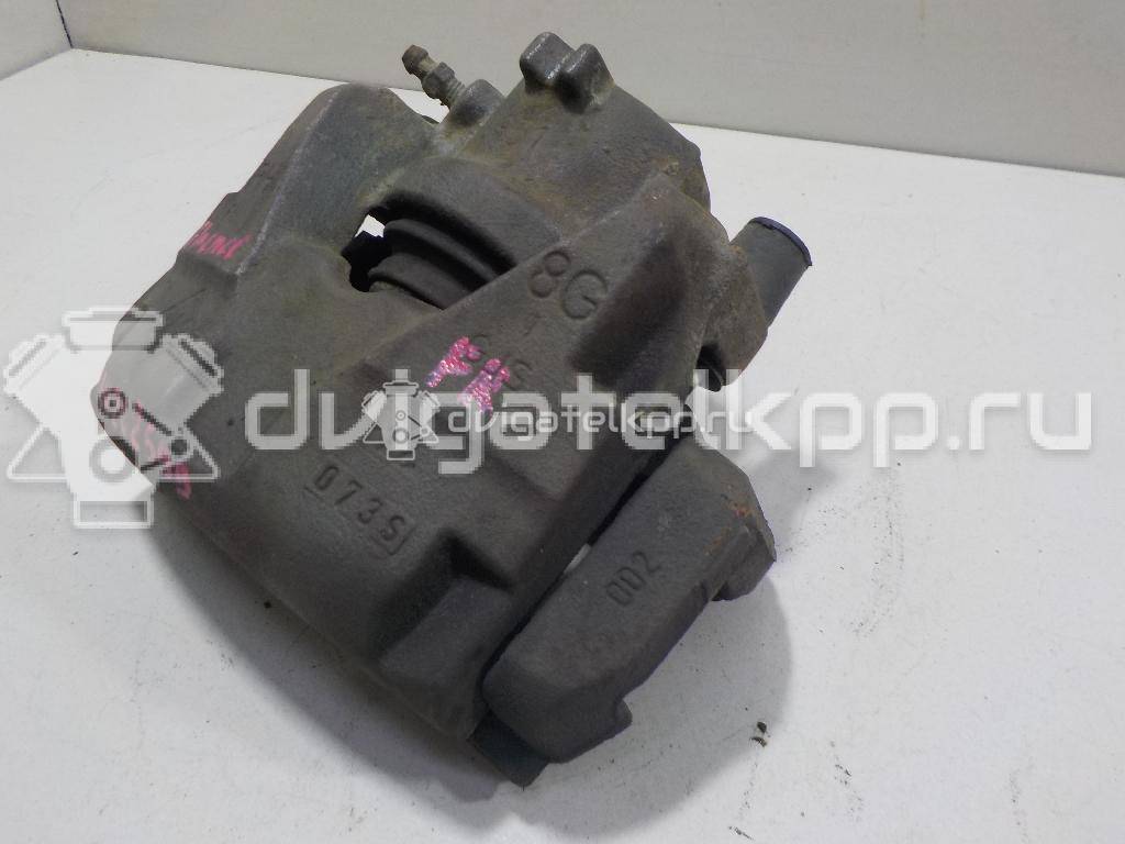 Фото Суппорт тормозной передний правый  410018218R для Renault Megane / Scénic / Grand / Captur J5 / Fluence L30 {forloop.counter}}