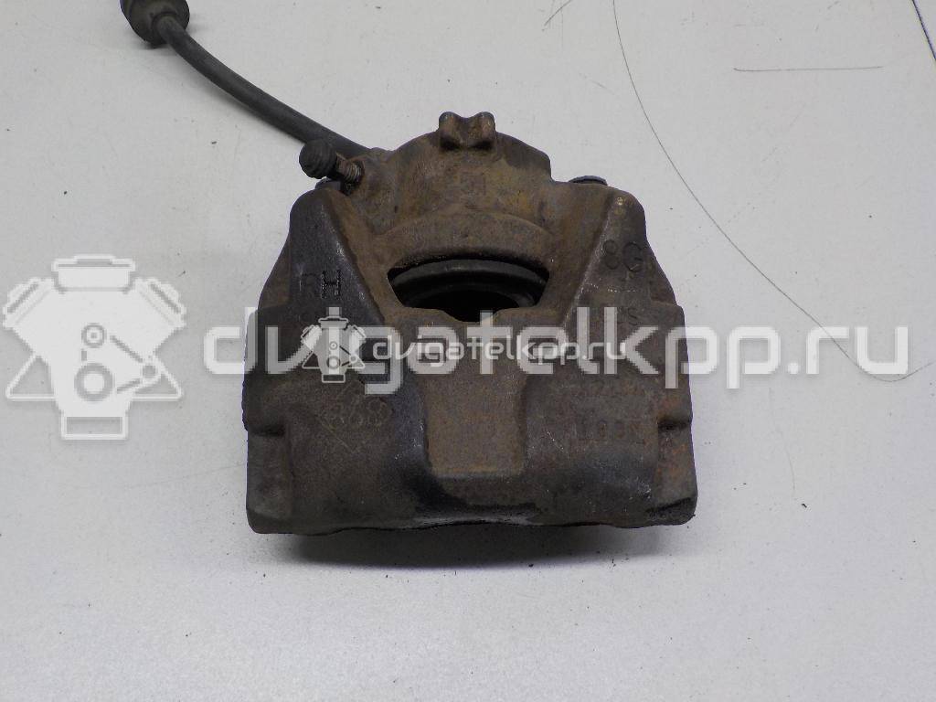 Фото Суппорт тормозной передний правый  410018218R для Renault Megane / Scénic / Grand / Captur J5 / Fluence L30 {forloop.counter}}