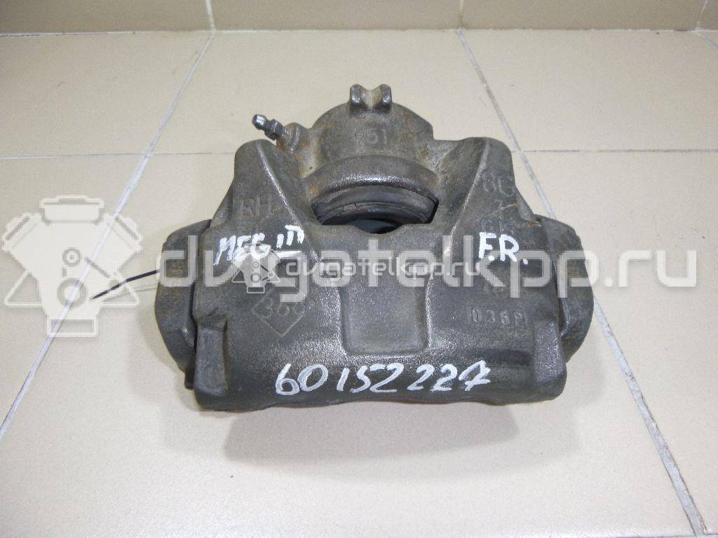 Фото Суппорт тормозной передний правый  410018218R для Renault Megane / Scénic / Grand / Captur J5 / Fluence L30 {forloop.counter}}