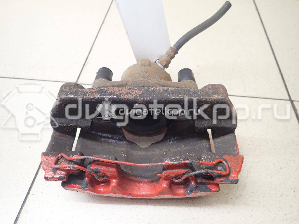 Фото Суппорт тормозной передний правый  410018218R для Renault Megane / Scénic / Grand / Captur J5 / Fluence L30 {forloop.counter}}