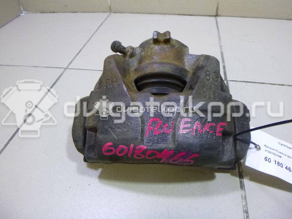 Фото Суппорт тормозной передний правый  410018218R для Renault Megane / Scénic / Grand / Captur J5 / Fluence L30 {forloop.counter}}