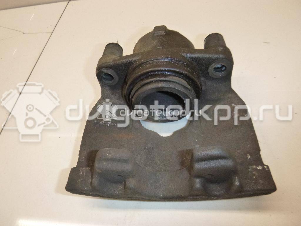 Фото Суппорт тормозной передний правый  410018218R для Renault Megane / Scénic / Grand / Captur J5 / Fluence L30 {forloop.counter}}