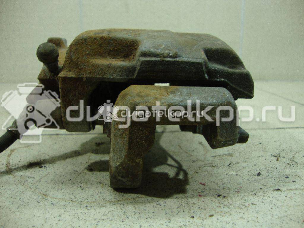 Фото Суппорт тормозной передний правый  410018218R для Renault Megane / Scénic / Grand / Captur J5 / Fluence L30 {forloop.counter}}