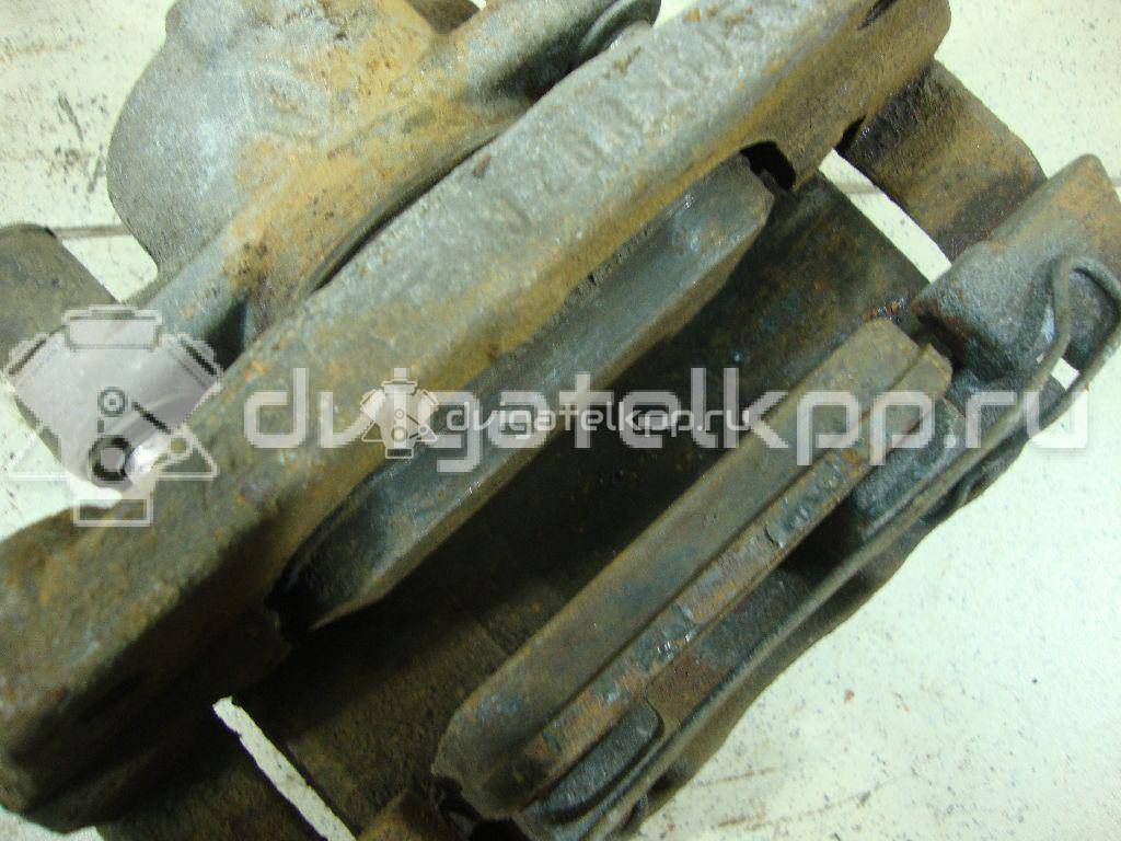 Фото Суппорт тормозной передний правый  410018218R для Renault Megane / Scénic / Grand / Captur J5 / Fluence L30 {forloop.counter}}