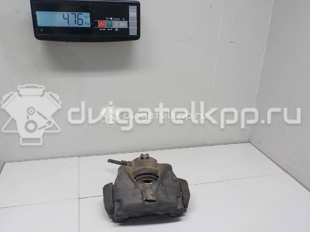 Фото Суппорт тормозной передний правый  410018218R для Renault Megane / Scénic / Grand / Captur J5 / Fluence L30 {forloop.counter}}