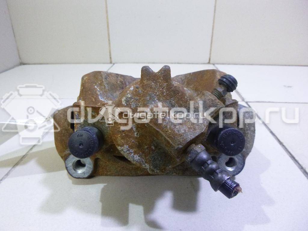 Фото Суппорт тормозной передний правый  410018218R для Renault Megane / Scénic / Grand / Captur J5 / Fluence L30 {forloop.counter}}