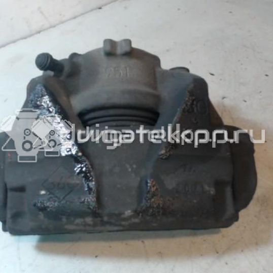 Фото Суппорт тормозной передний правый  410018218R для Renault Megane / Scénic / Grand / Captur J5 / Fluence L30