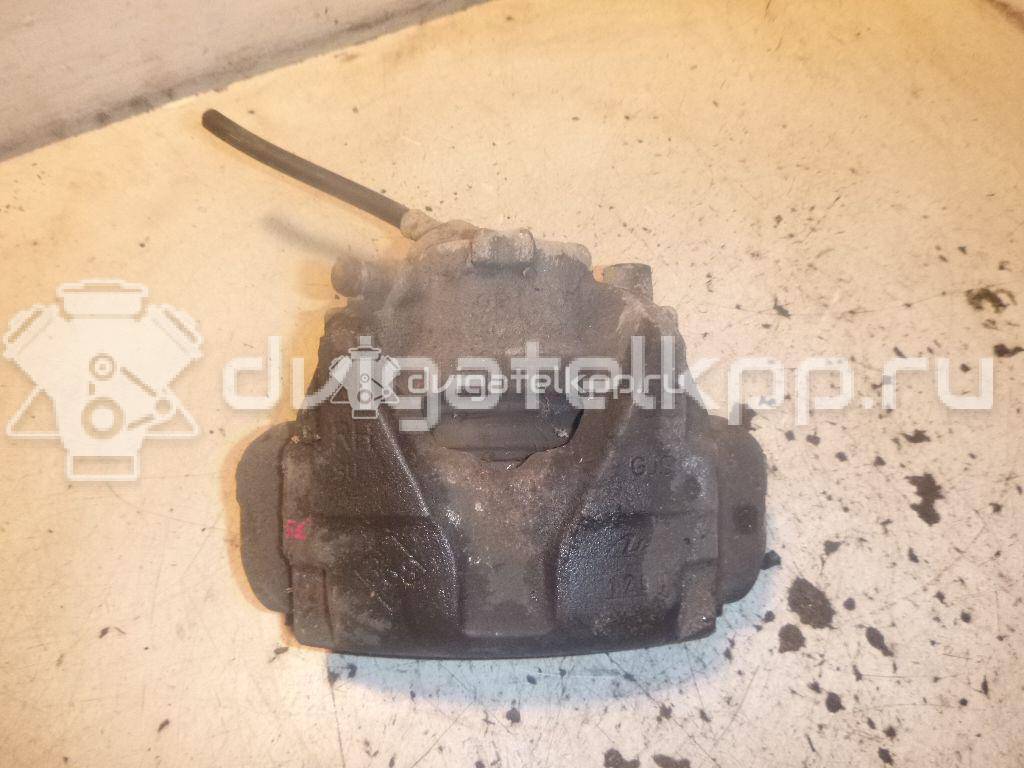 Фото Суппорт тормозной передний правый  410018218R для Renault Megane / Scénic / Grand / Captur J5 / Fluence L30 {forloop.counter}}