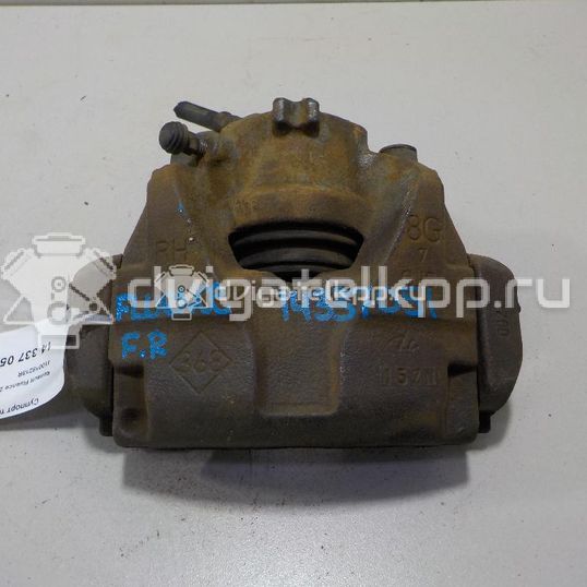 Фото Суппорт тормозной передний правый  410018218R для Renault Megane / Scénic / Grand / Captur J5 / Fluence L30