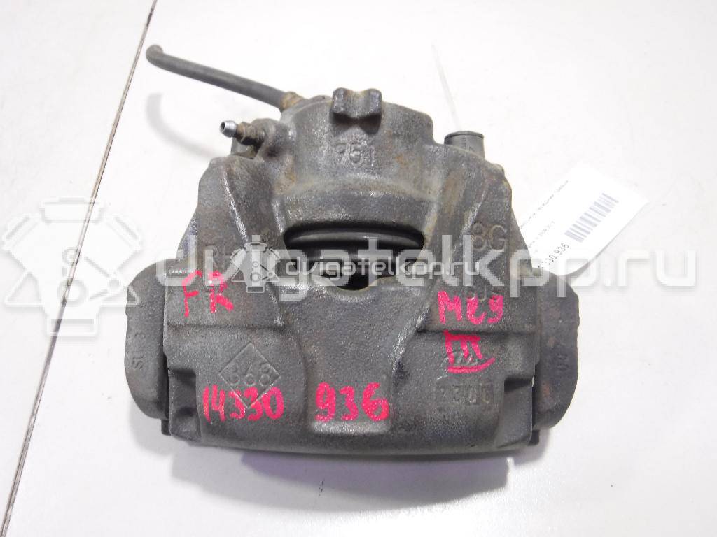 Фото Суппорт тормозной передний правый  410018218R для Renault Megane / Scénic / Grand / Captur J5 / Fluence L30 {forloop.counter}}