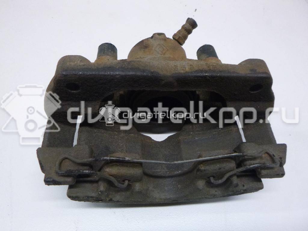 Фото Суппорт тормозной передний правый  410018218R для Renault Megane / Scénic / Grand / Captur J5 / Fluence L30 {forloop.counter}}