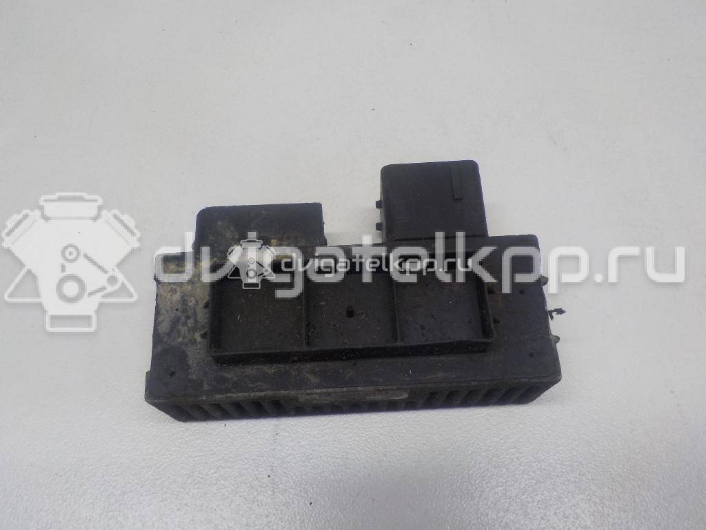 Фото Блок управления свечами накала  8200558438 для Renault Megane / Trafic / Master / Laguna / Scénic {forloop.counter}}