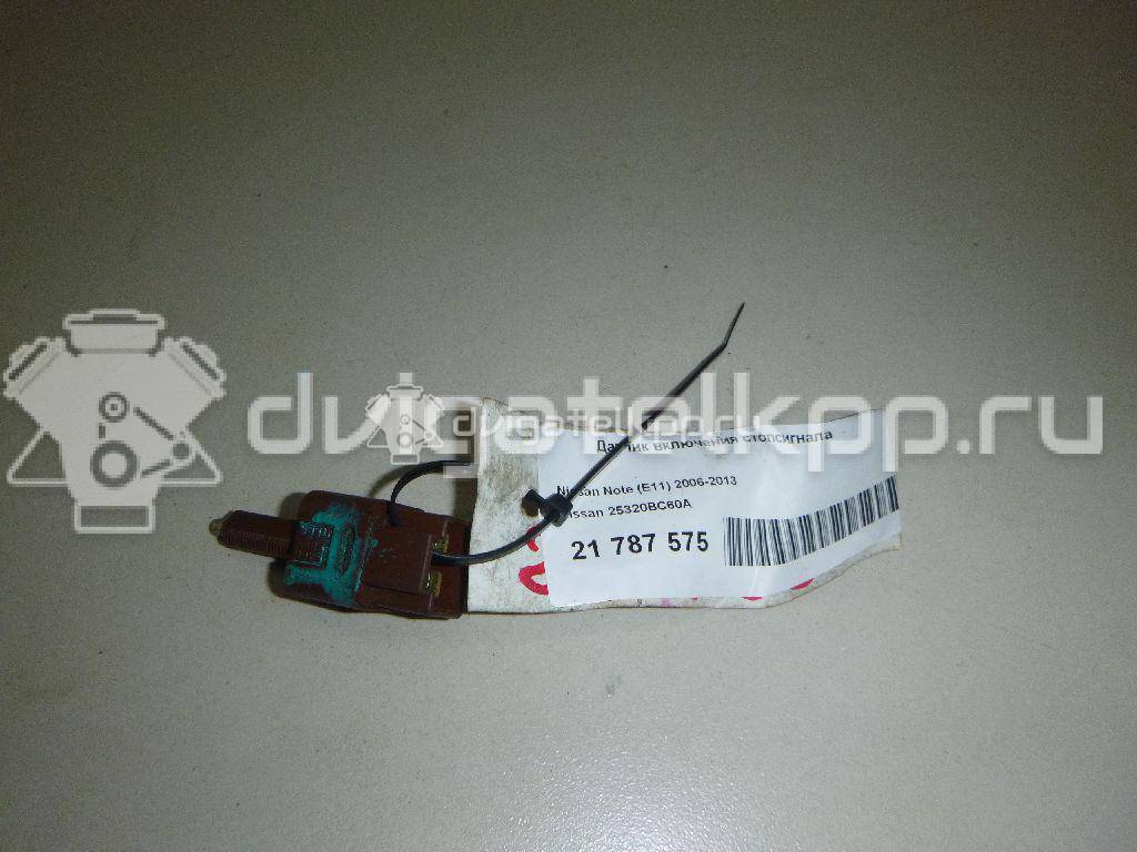 Фото Датчик включения стопсигнала  25320BC60A для renault Koleos (HY) {forloop.counter}}