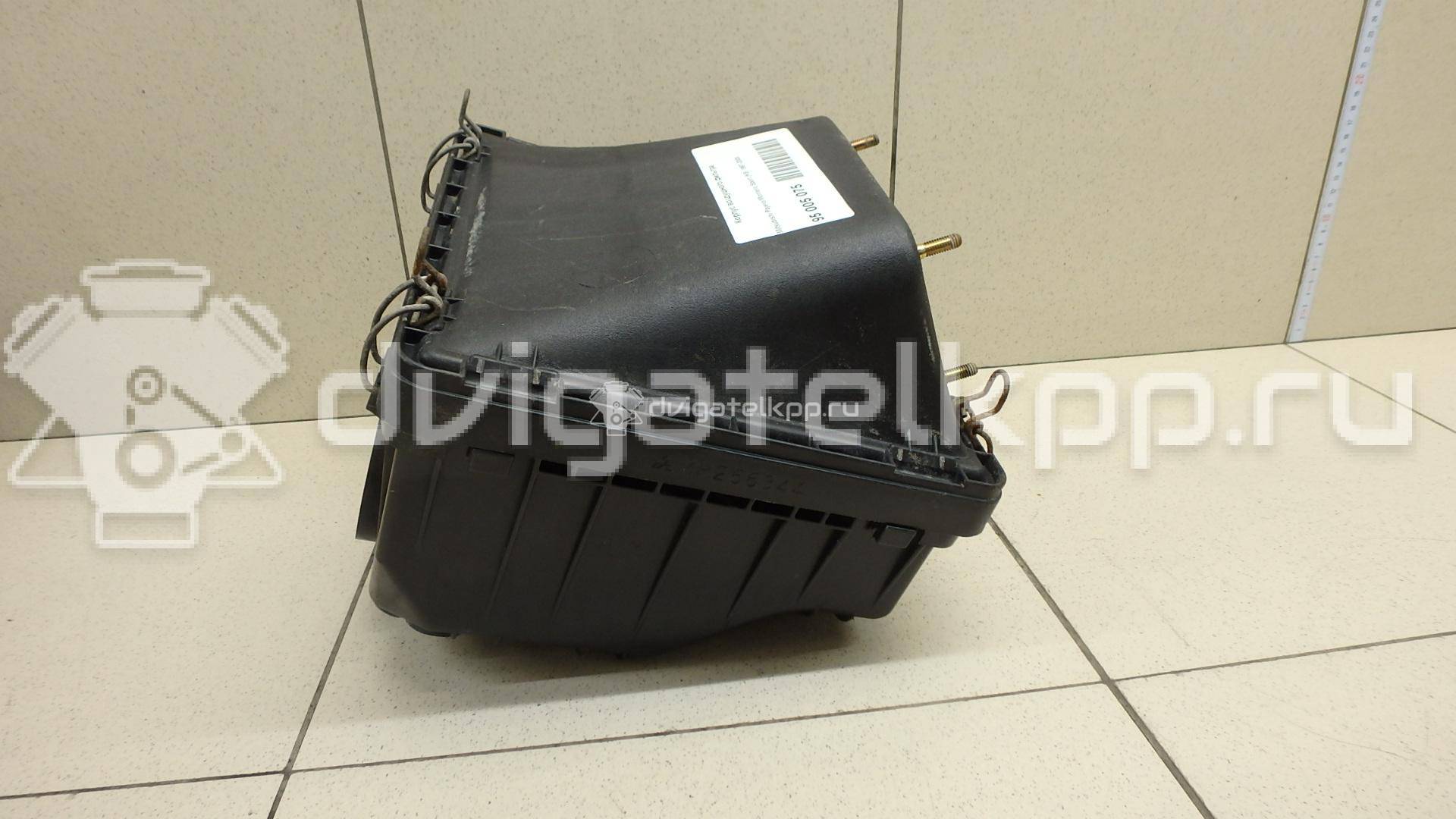 Фото Корпус воздушного фильтра для двигателя 6G72 (DOHC 24V) для Mitsubishi Sigma / 3000 Gt Z1 A / Galant 143-286 л.с 24V 3.0 л бензин {forloop.counter}}