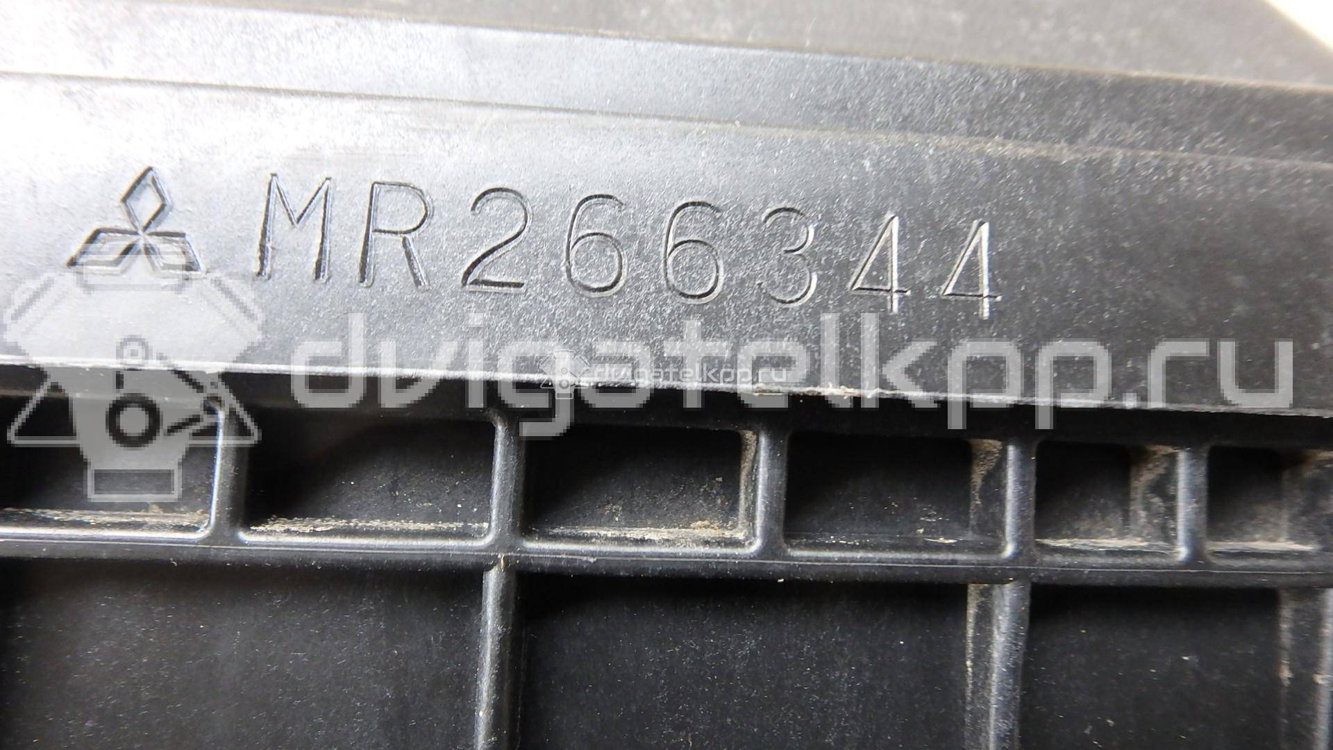 Фото Корпус воздушного фильтра для двигателя 6G72 (DOHC 24V) для Mitsubishi Sigma / 3000 Gt Z1 A / Galant 143-286 л.с 24V 3.0 л бензин {forloop.counter}}