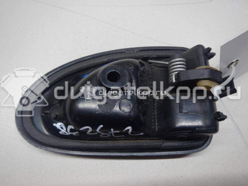 Фото Ручка двери внутренняя левая  7700353282 для Renault Megane / Master / Clio / Scénic / Logan {forloop.counter}}
