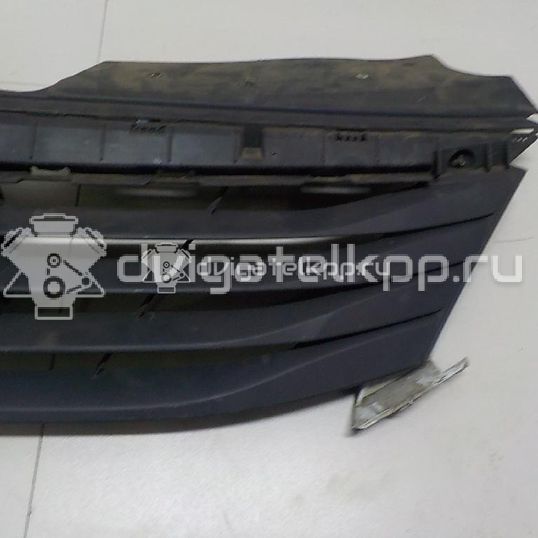 Фото Решетка радиатора  8200752748 для Renault Logan
