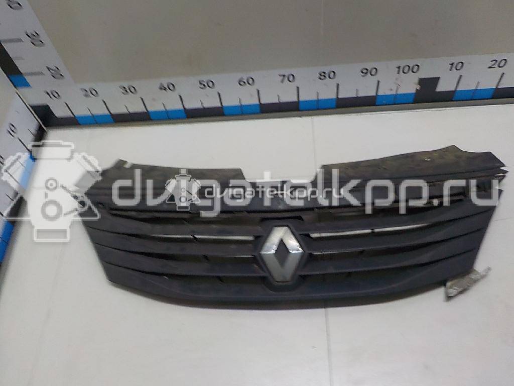 Фото Решетка радиатора  8200752748 для Renault Logan {forloop.counter}}