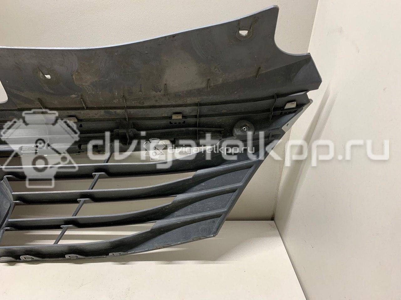 Фото Решетка радиатора  8200752748 для Renault Logan {forloop.counter}}