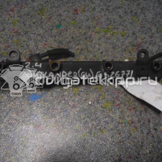 Фото Рейка топливная (рампа) для двигателя 4G63 (SOHC 16V) для Mitsubishi Delica / Galant / L / Space 106-137 л.с 16V 2.0 л Бензин/газ MR988175