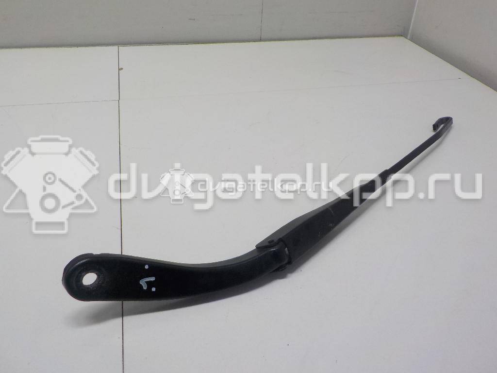 Фото Поводок стеклоочистителя передний левый  288817528R для Renault Koleos / Clio / 19 / Laguna / Kangoo 1 {forloop.counter}}