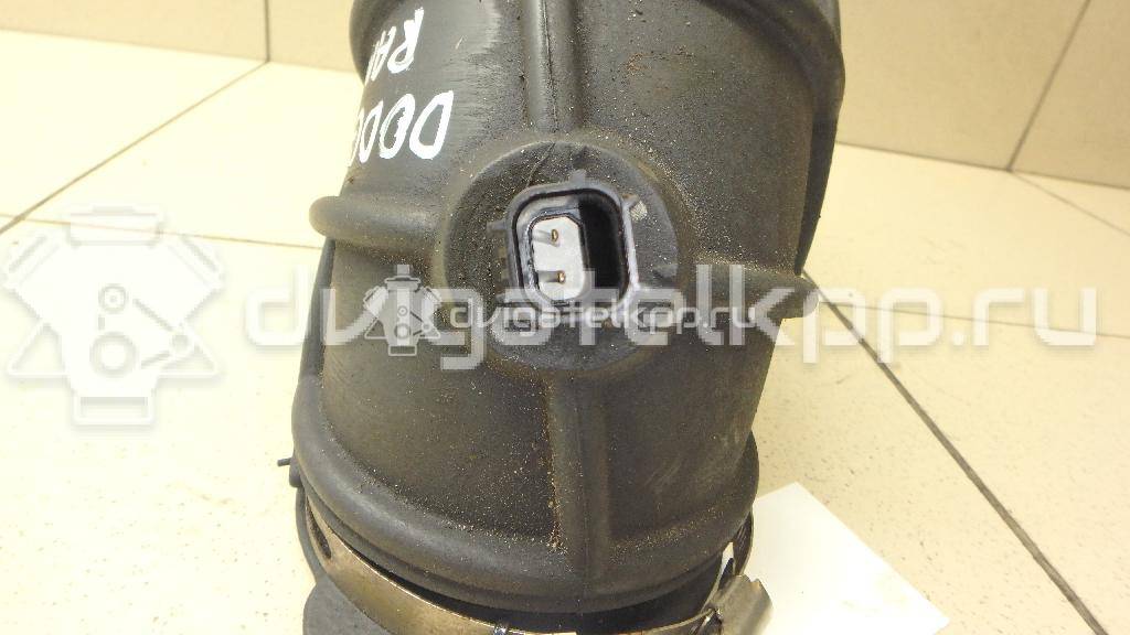 Фото Патрубок воздушного фильтра для двигателя EZH для Dodge Challenger / Charger / Durango 349-396 л.с 16V 5.7 л бензин 53034120AE {forloop.counter}}