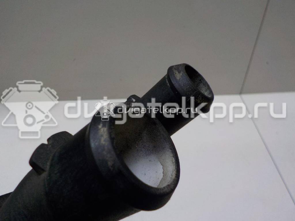 Фото Крышка термостата для двигателя IQDB для Ford Focus / C-Max / Grand 105 л.с 16V 1.6 л бензин 1707050 {forloop.counter}}