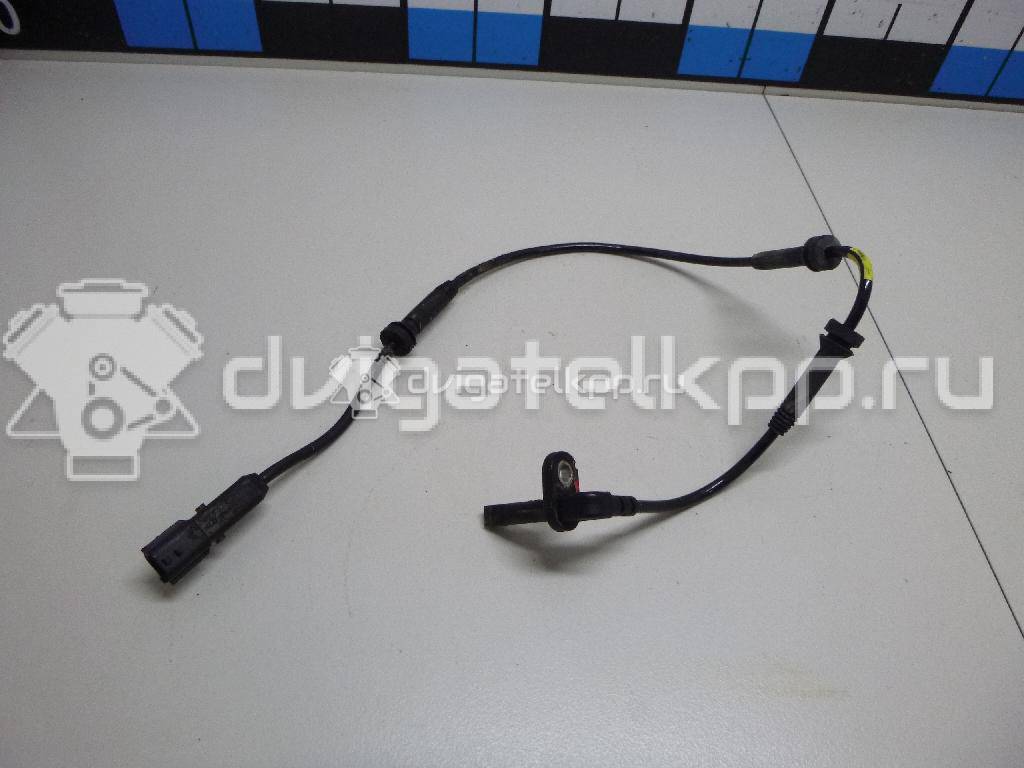 Фото Датчик ABS передний  479104225R для Renault Logan {forloop.counter}}