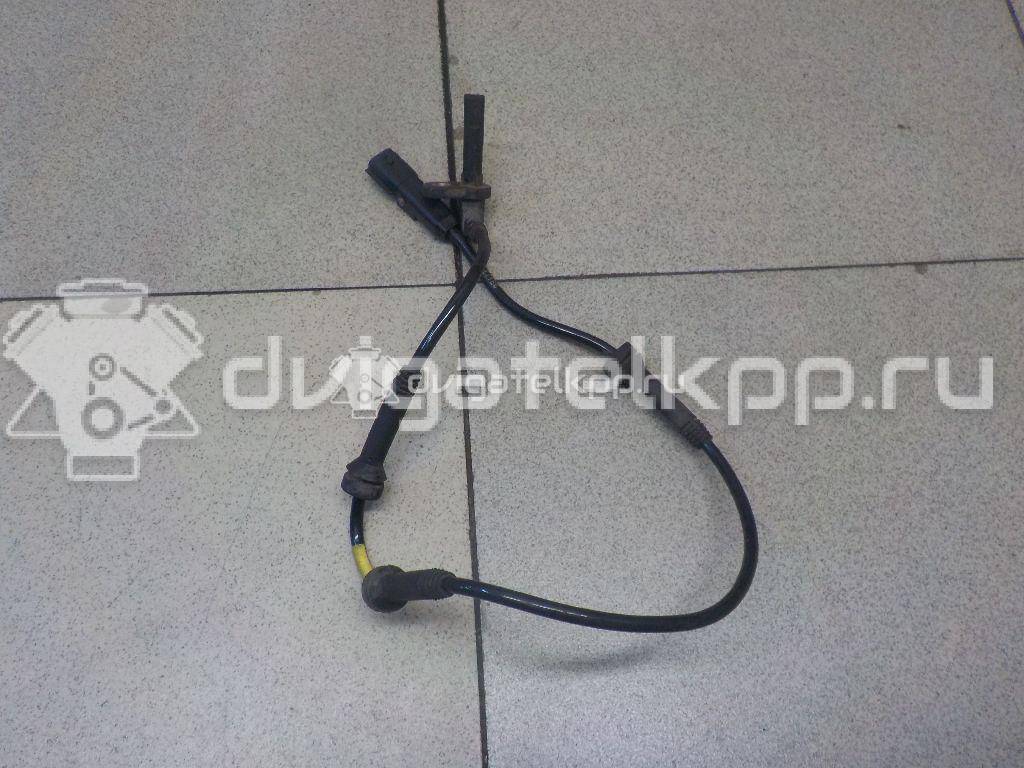 Фото Датчик ABS передний  479104225R для Renault Logan {forloop.counter}}