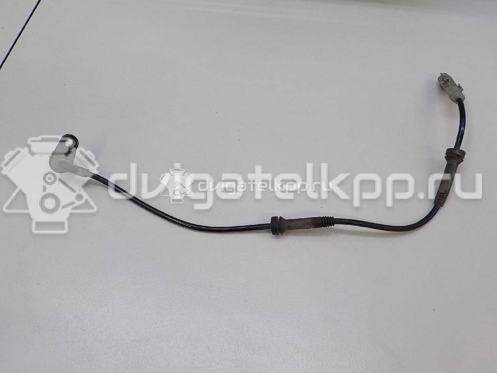 Фото Датчик ABS задний правый  479007700R для Renault Logan {forloop.counter}}