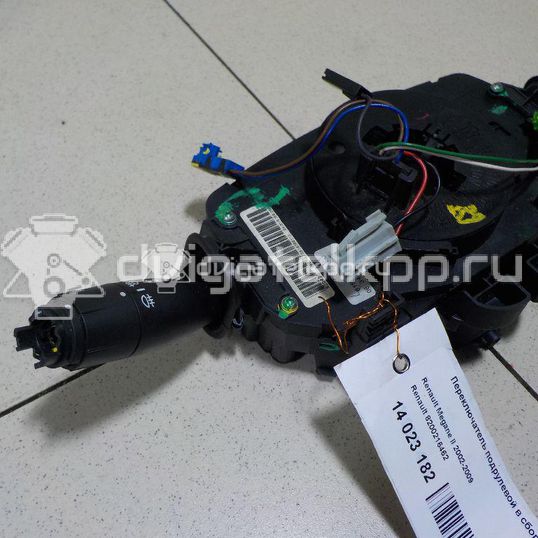 Фото Переключатель подрулевой в сборе  8200216462 для Renault Megane