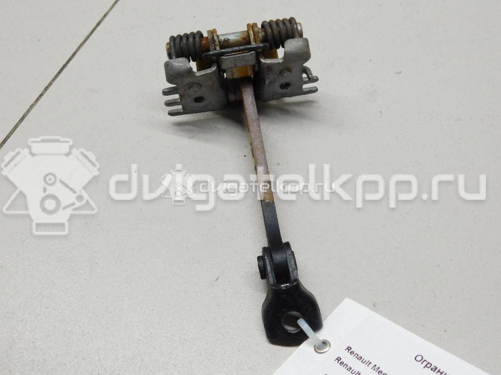 Фото Ограничитель двери  824306303R для Renault Megane {forloop.counter}}