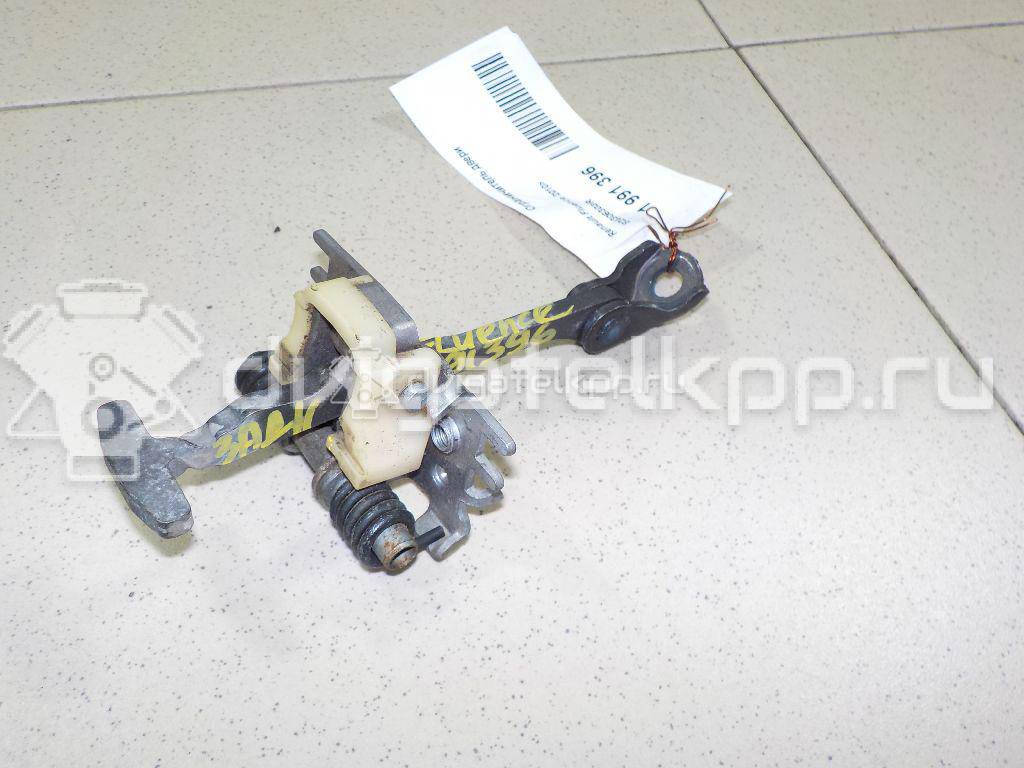 Фото Ограничитель двери  824306303R для Renault Megane {forloop.counter}}