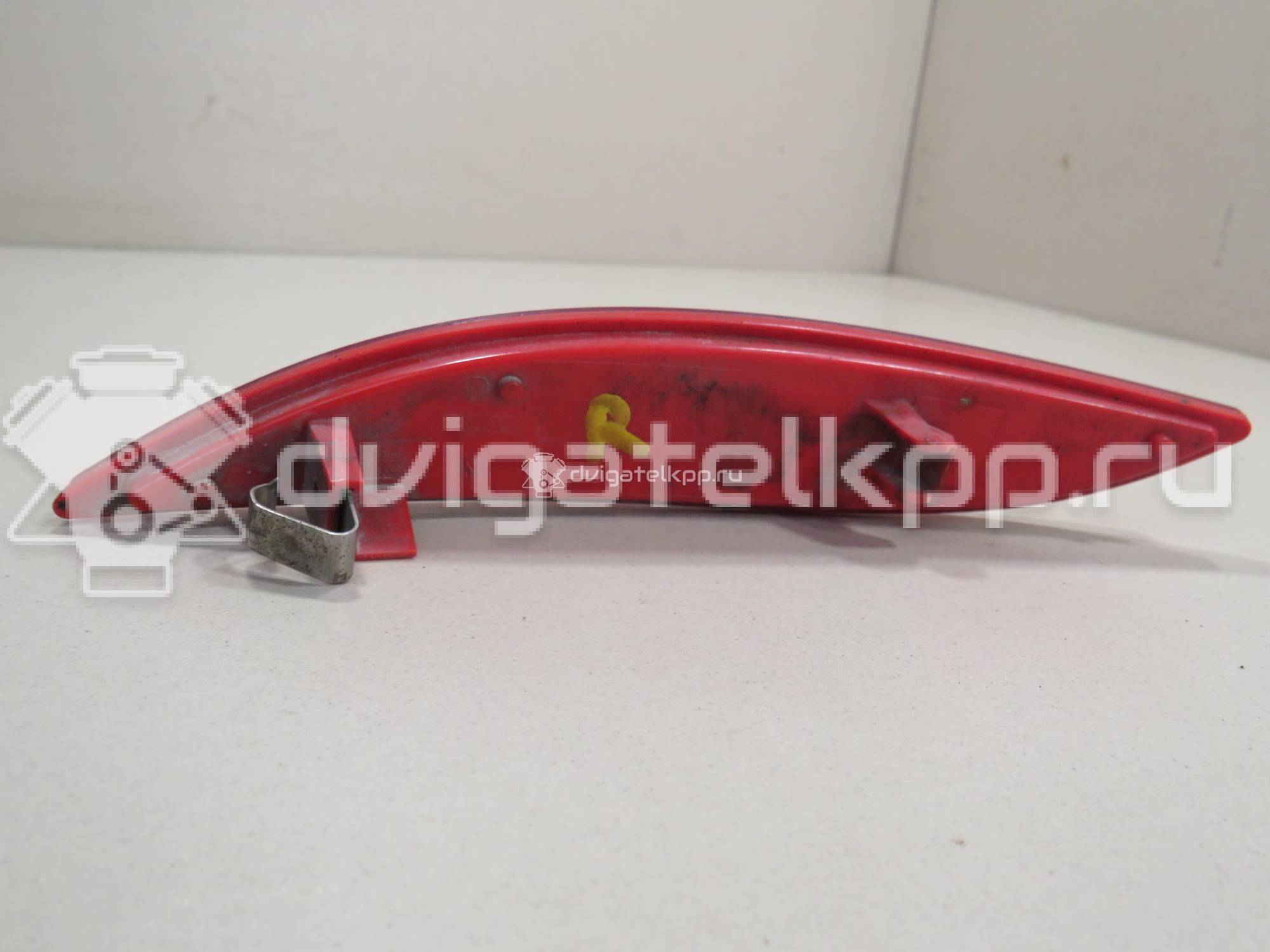 Фото Отражатель в бампер задний правый  265600004R для Renault Fluence L30 / Megane {forloop.counter}}