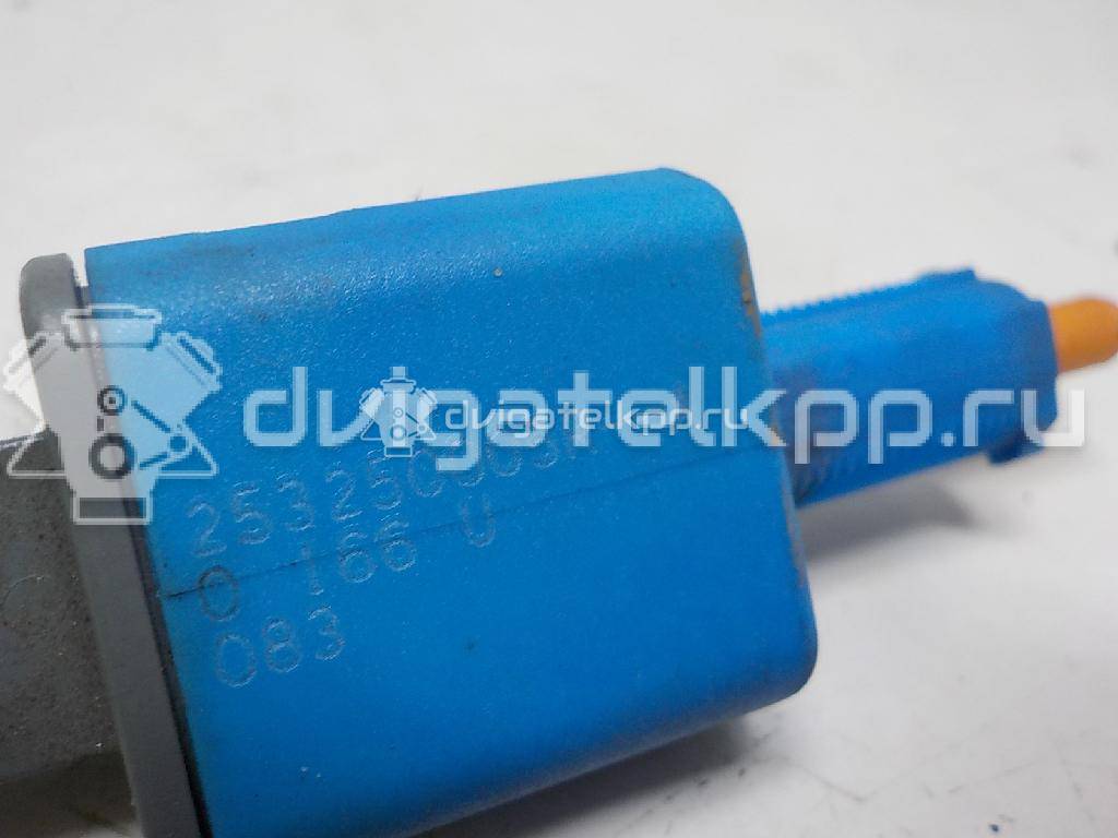 Фото Датчик включения стопсигнала  253200005R для Renault Grand / Scénic / Fluence L30 / Megane {forloop.counter}}