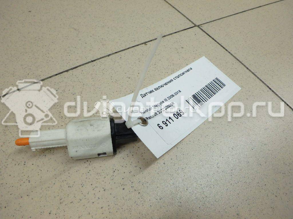Фото Датчик включения стопсигнала  253200005R для Renault Grand / Scénic / Fluence L30 / Megane {forloop.counter}}