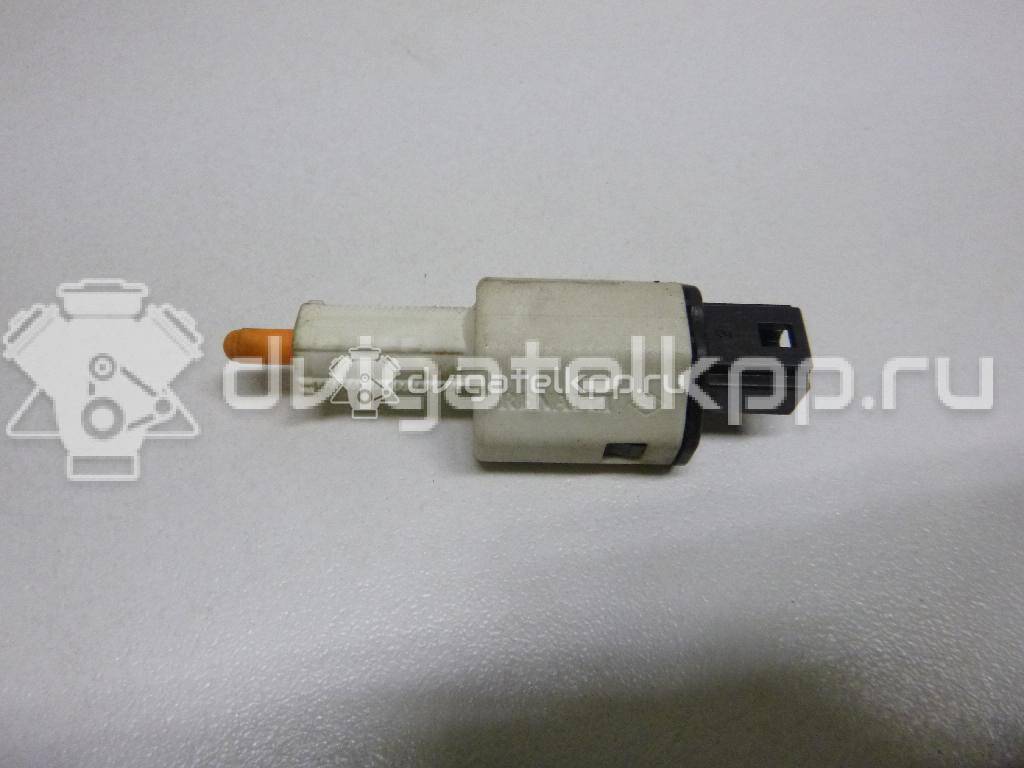Фото Датчик включения стопсигнала  253200005R для Renault Grand / Scénic / Fluence L30 / Megane {forloop.counter}}
