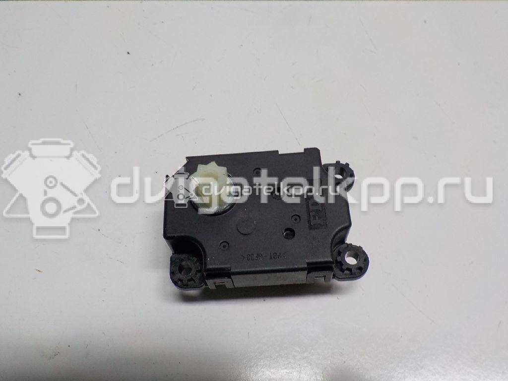 Фото Моторчик заслонки отопителя  277424777R для Renault Trafic / Grand / Scénic / Megane {forloop.counter}}