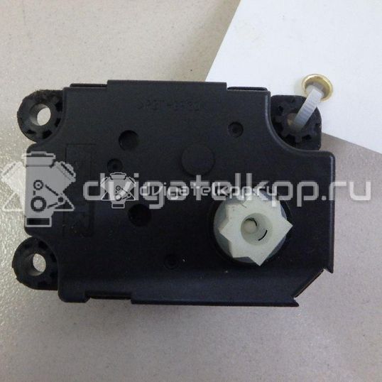 Фото Моторчик заслонки отопителя  277424777R для Renault Trafic / Grand / Scénic / Megane