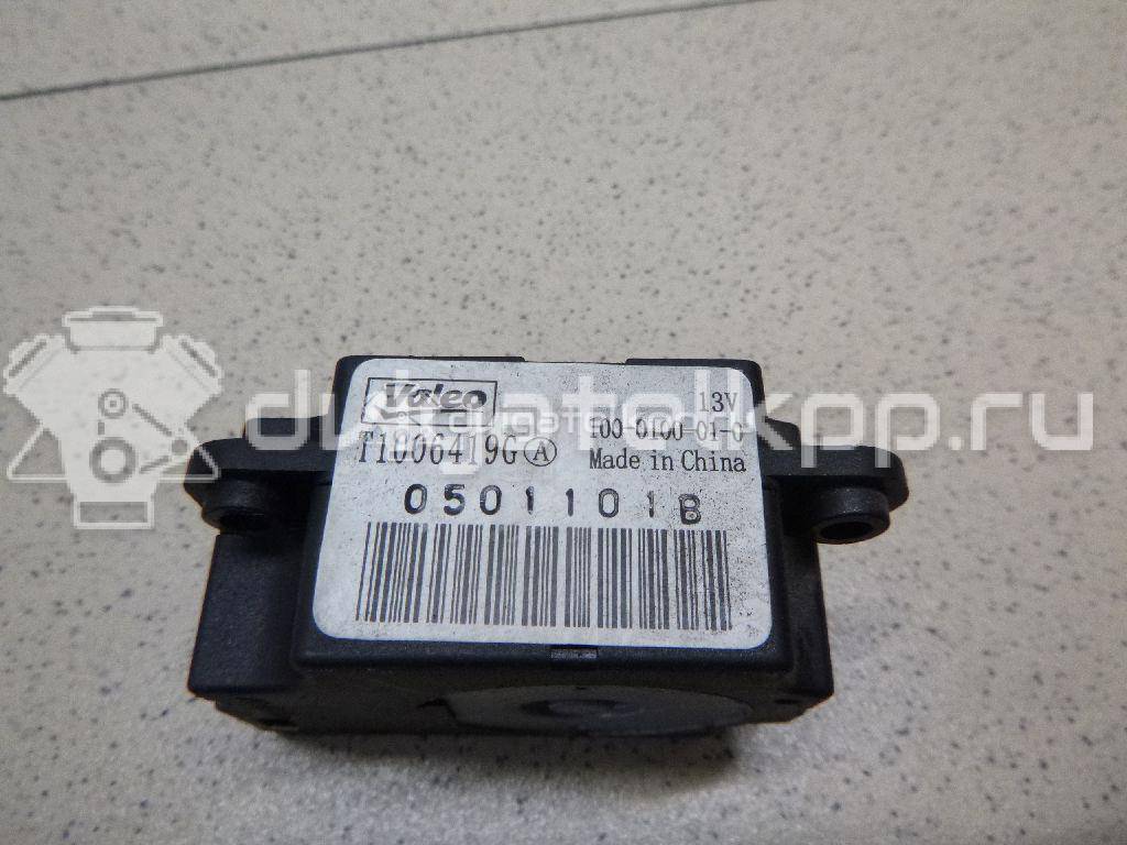 Фото Моторчик заслонки отопителя  277424777R для Renault Trafic / Grand / Scénic / Megane {forloop.counter}}