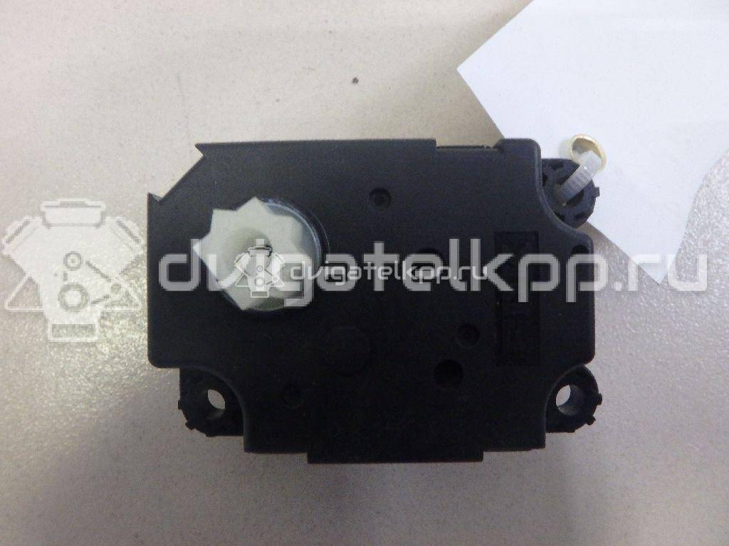 Фото Моторчик заслонки отопителя  277424777R для Renault Trafic / Grand / Scénic / Megane {forloop.counter}}