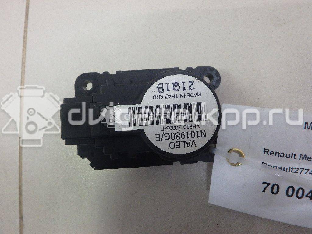 Фото Моторчик заслонки отопителя  277424777R для Renault Trafic / Grand / Scénic / Megane {forloop.counter}}