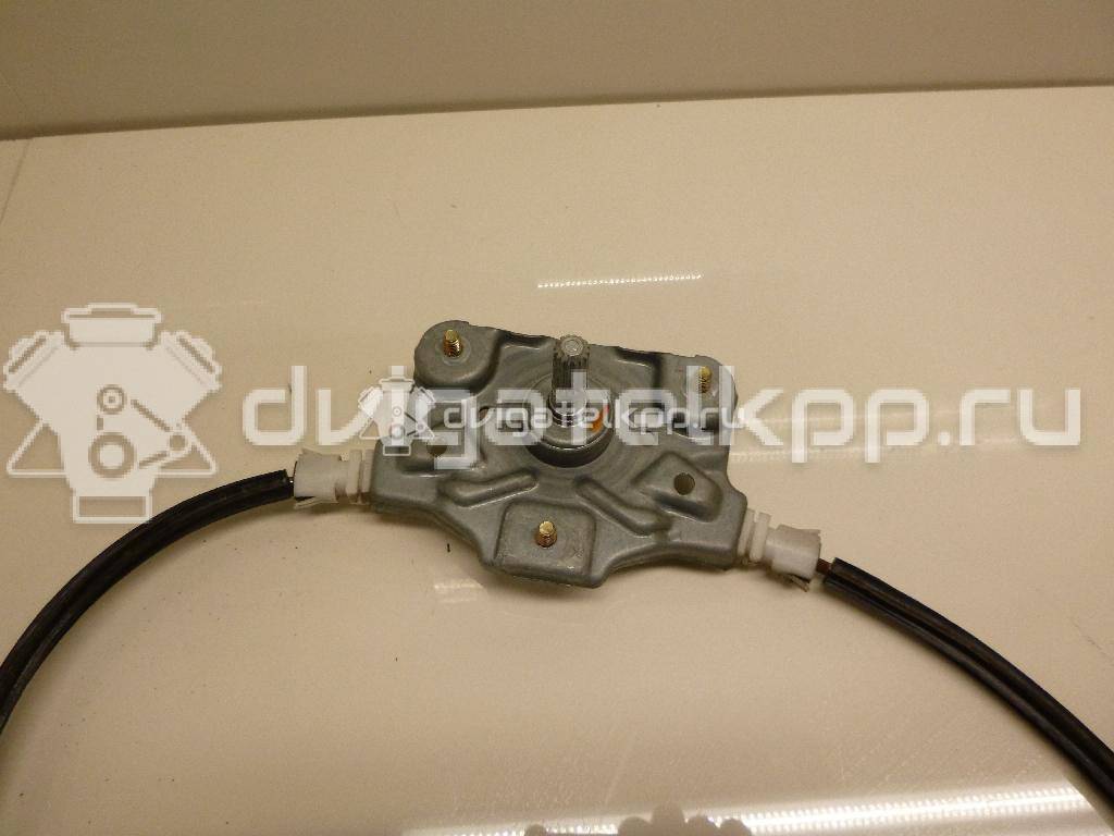 Фото Стеклоподъемник механ. задний правый  7700838595 для Renault Scénic / Megane {forloop.counter}}