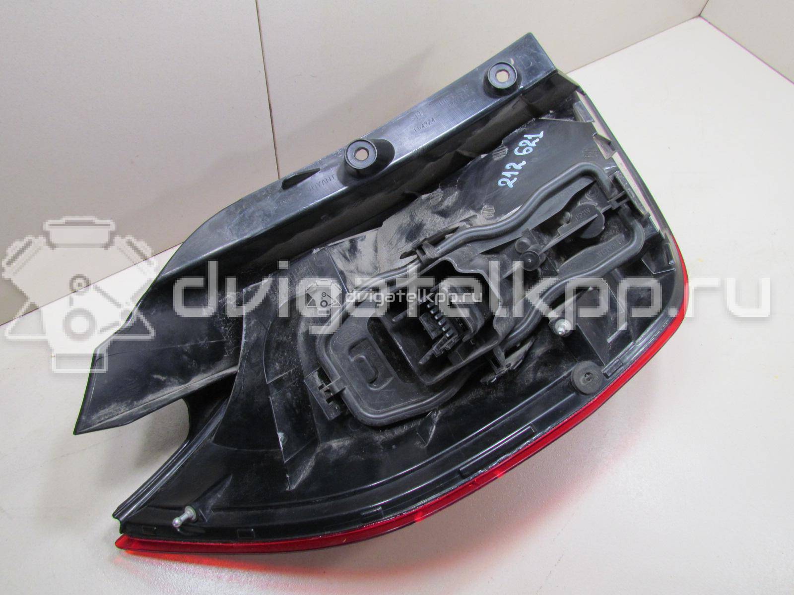 Фото Фонарь задний правый  8200474327 для Renault Grand / Scénic {forloop.counter}}