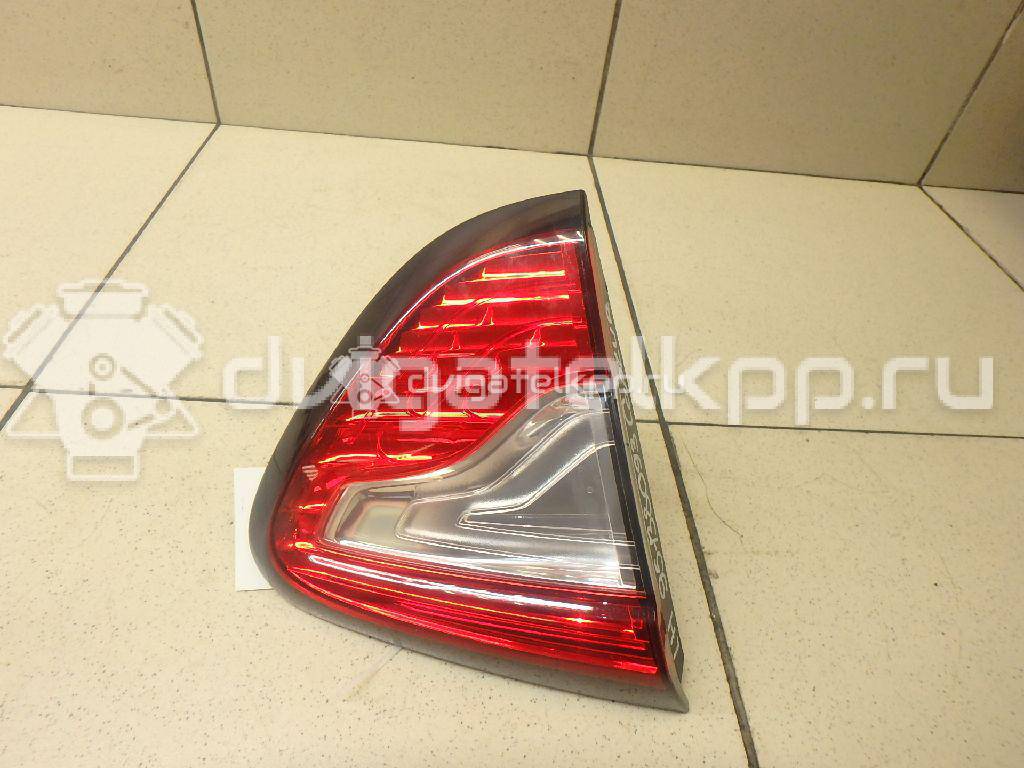 Фото Фонарь задний внутренний левый  265554078R для Renault Captur J5 {forloop.counter}}