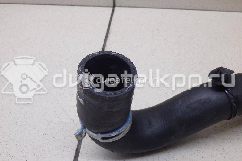 Фото Патрубок радиатора  215034612R для Renault Captur J5 / Clio {forloop.counter}}