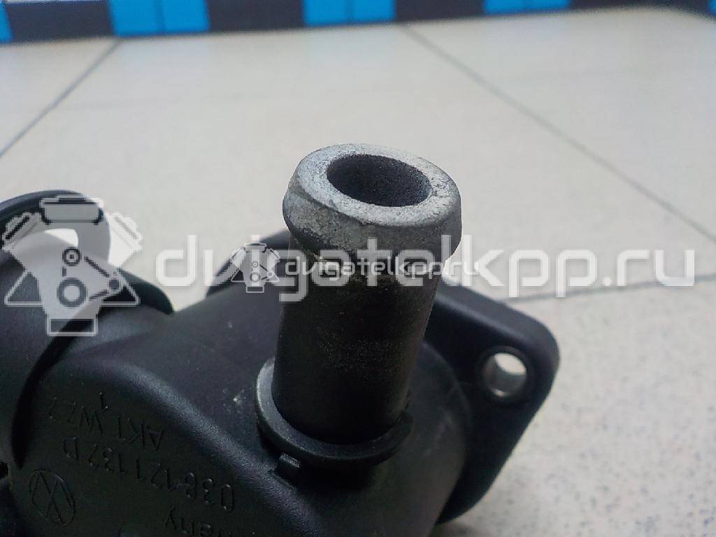 Фото Фланец двигателя системы охлаждения  038121132D для Seat Ibiza / Cordoba / Leon / Toledo / Alhambra {forloop.counter}}